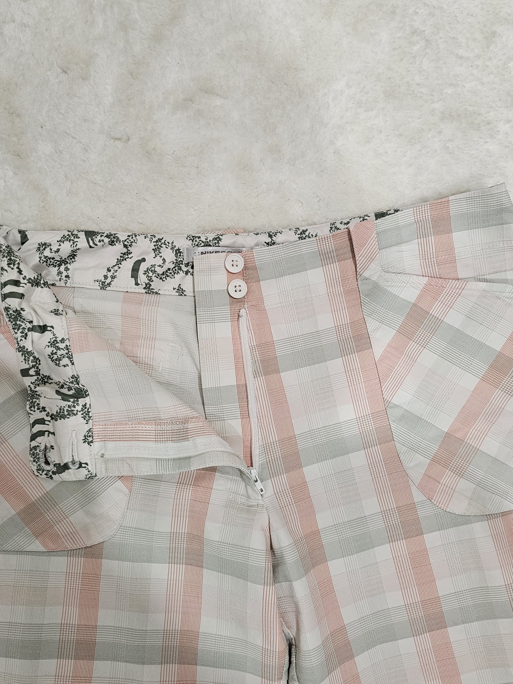 Nike Golf Plaid Bermuda Shorts Old Money Preppy Country Club Quiet Luxury Sz 12 - Picture 6 of 14
